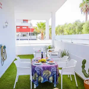 https://estella-by-vive-la-exclusividad.in-canary-islands.com
